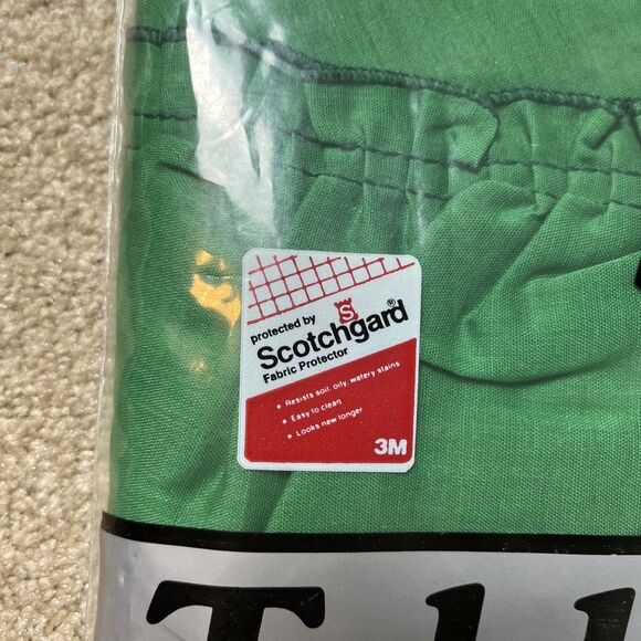 VTG NOS 70" RUFFLED Green Round Tablecloth Holiday‎ Avon Home Fashion USA Made - Picture 3 of 6